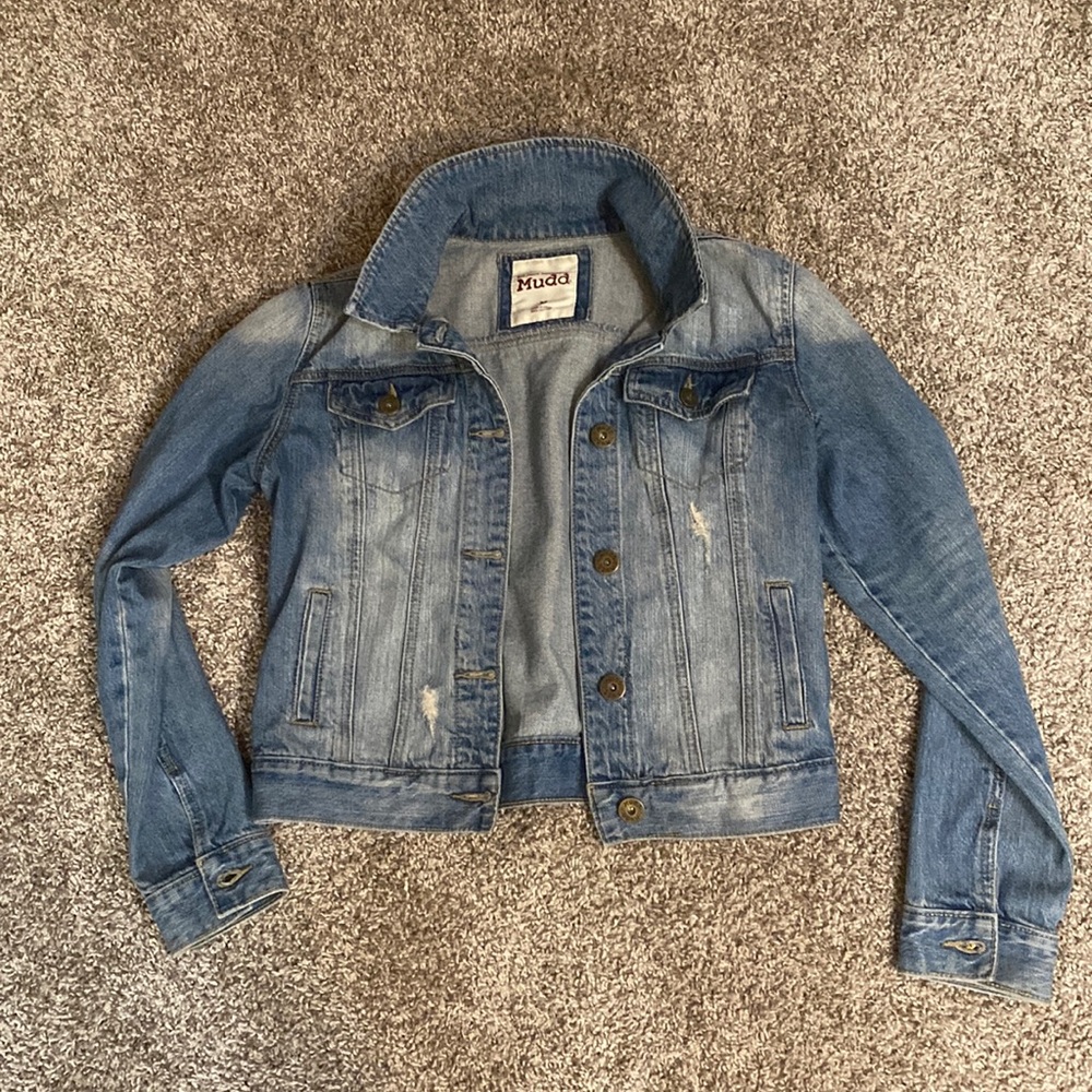 Light wash jean jacket